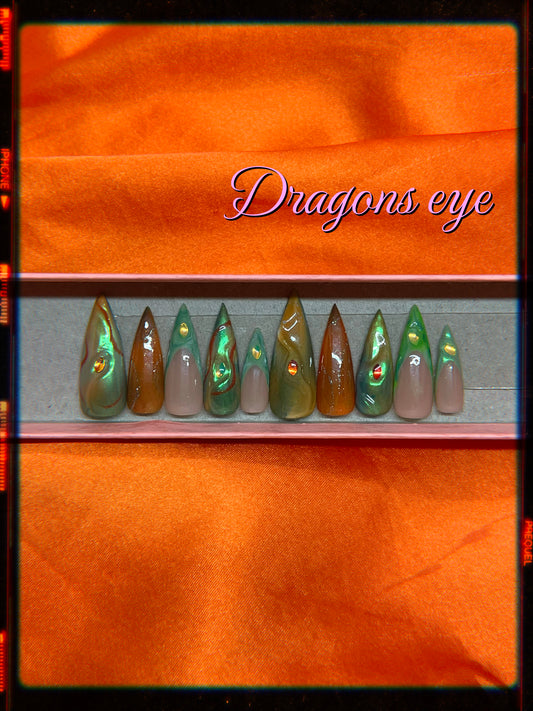 Dragons eye 🐉🧡